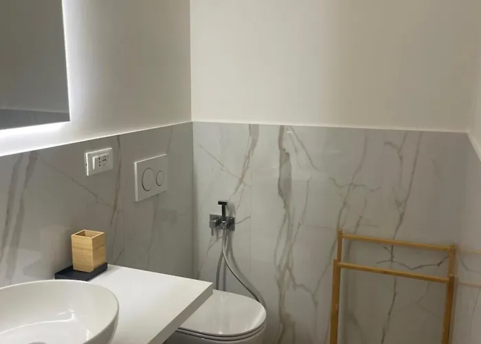 Deluxe A 2 Passi Dal Mare - Fiera Bed & Breakfast Genova